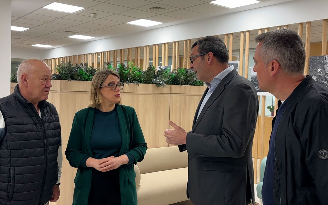 Alberto Villanueva, Judith Carreras, Rafa Guía y Raúl Romero en la sede del ITJ en Madrid. / MITECO