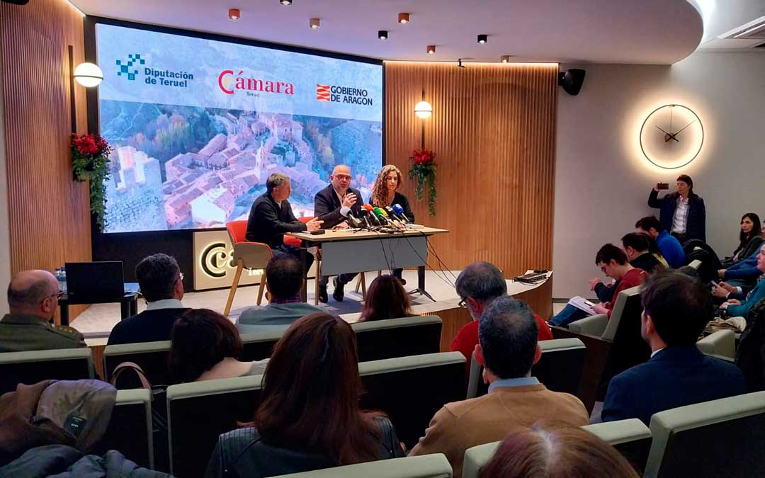 Momento de la presentación este jueves en Teruel./ CÁMARA DE COMERCIO