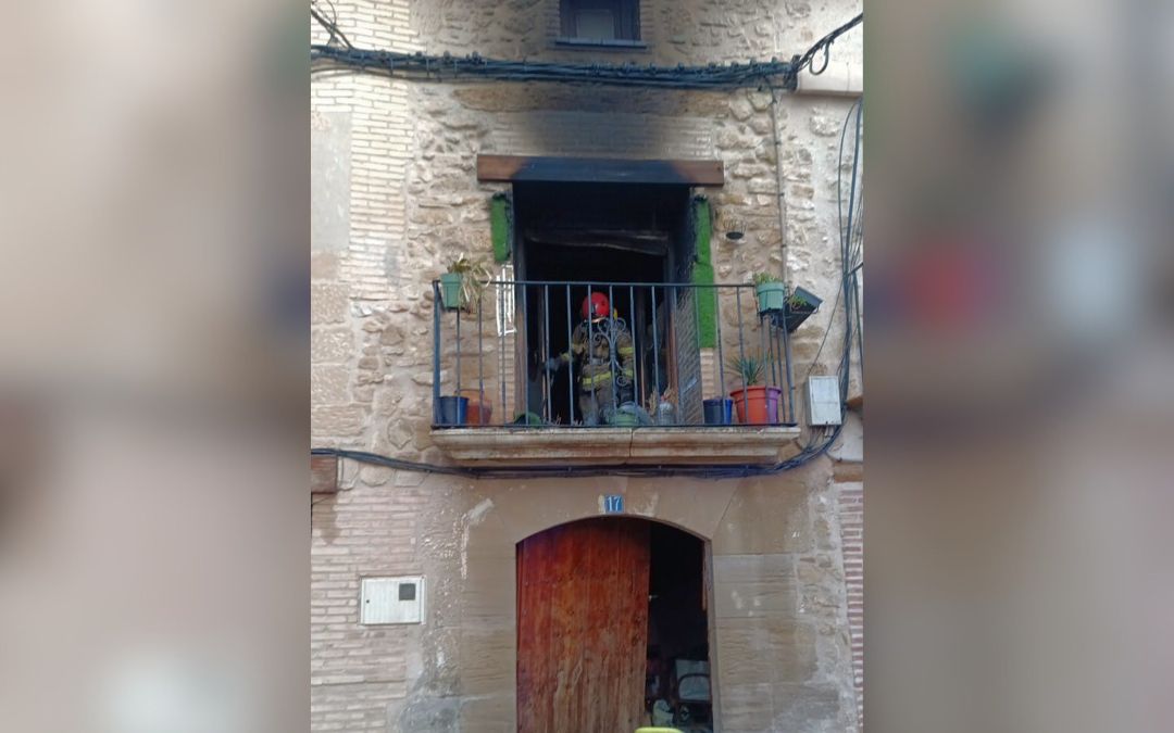 Aspecto de la fachada afectada en Torrecilla de Alcañiz./ DPT