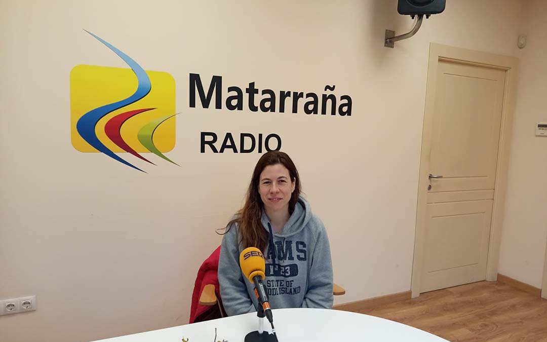 Natalia Pino, veterinaria, visita nuestros estudios./M.J. Salvador