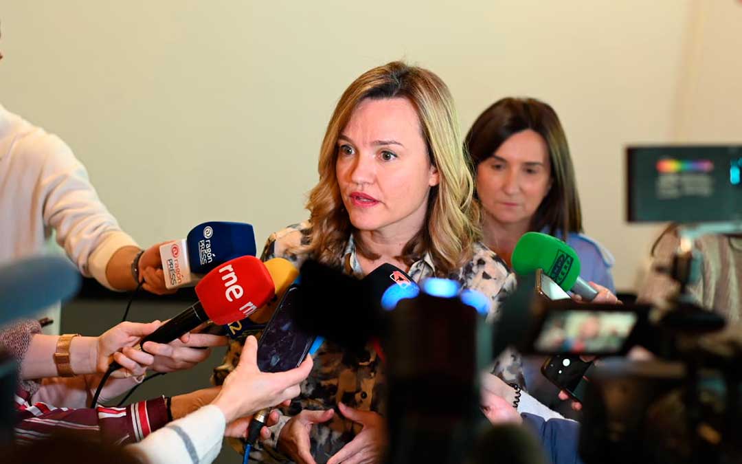 Pilar Alegría este viernes en rueda de prensa en Zaragoza / PSOE Teruel