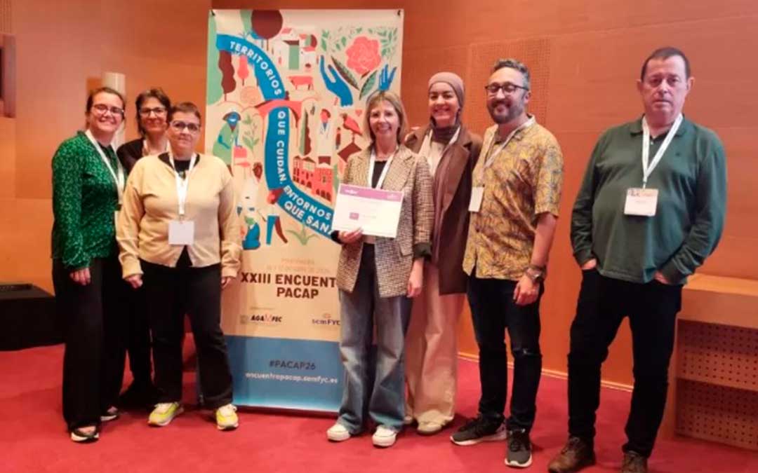 Profesionales de Atención Primaria y participantes del proyecto comunitario desarrollado en Caspe, reconocido a nivel nacional por el programa PACAP / DGA