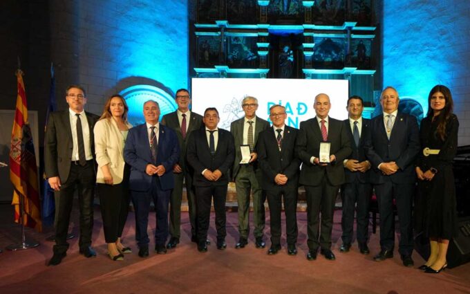 La Diputación de Teruel entrega las Cruces de San Jorge 2026 a la Ruta del Tambor y Bombo y a Antonio Jiménez