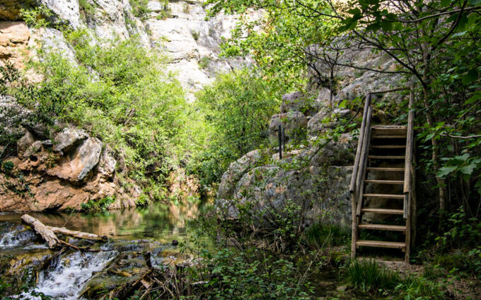 Los estrechos del río Ebrón, uno de los senderos más bonitos de España
