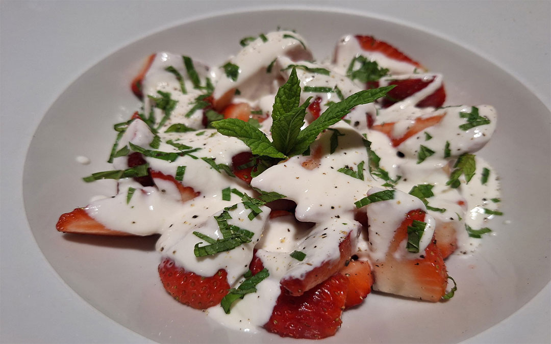 Fresas con ricota y menta./ Manuel Barrau