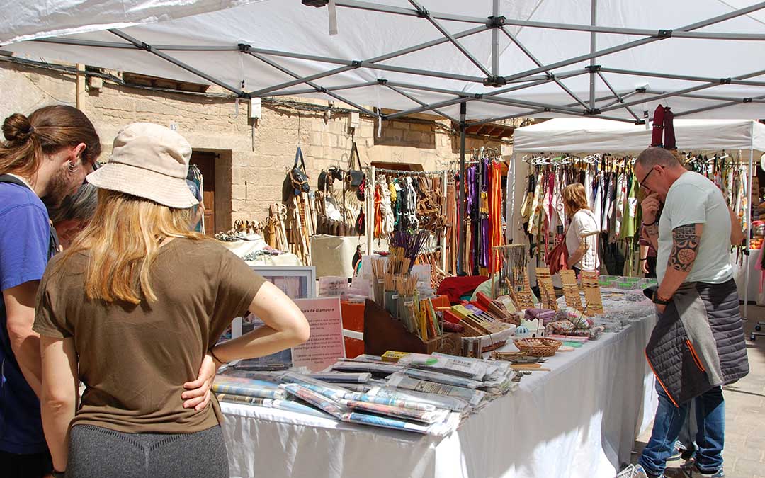 XXVI Feria de Antigüedades, artes, oficios, monedas y billetes en La Fresneda 2026. / B. Severino