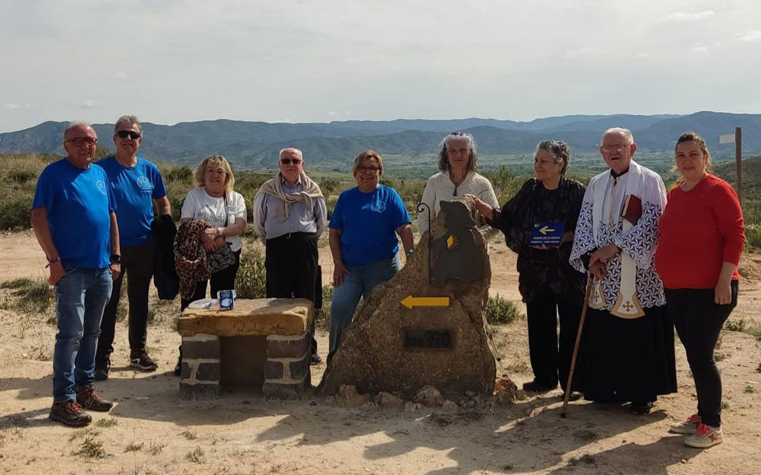 Inauguración del hito del Camino de Santiago en Mas de las Matas. / Ayto. Mas de las Matas