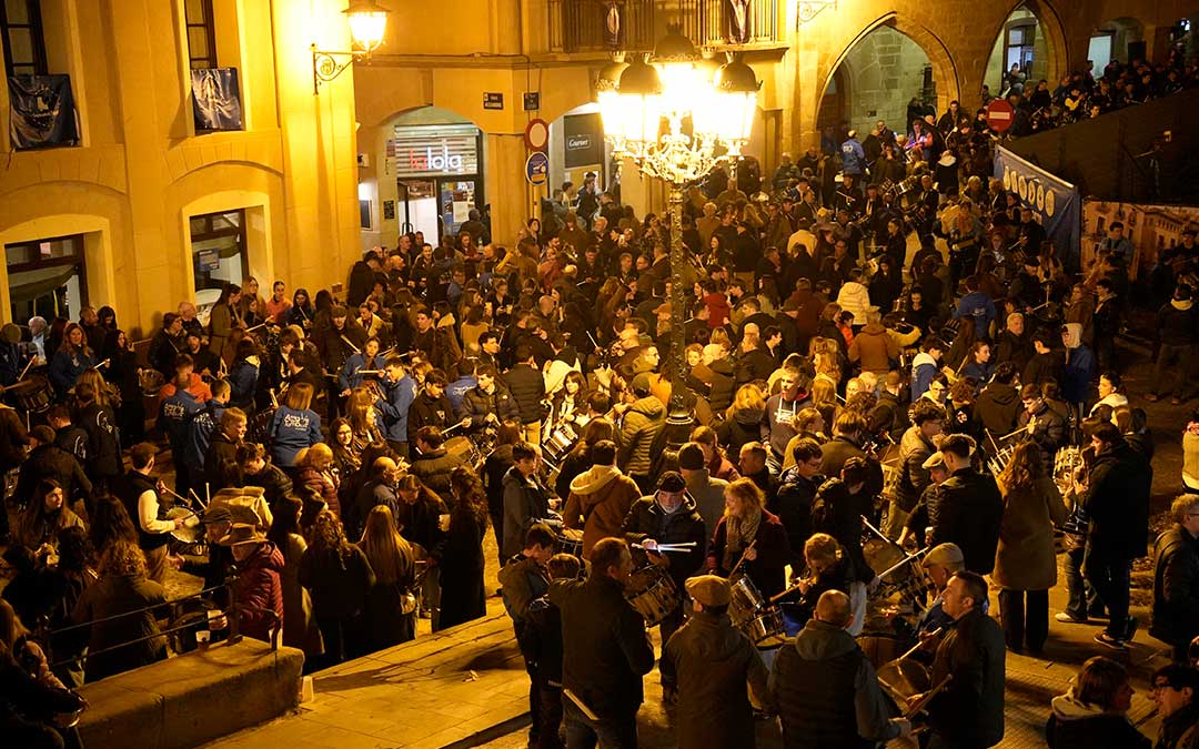 Noche de tambores de Alcañiz / Abdul Grau