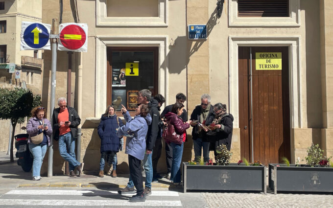 Crece la llegada de turistas franceses a los pueblos de la Ruta del Tambor y Bombo, que prevén alcanzar el 100% de ocupación