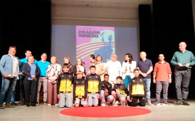Luis Miguel Benedicto Azuara, el Club Triatlón La Val y el Grupo 'Cierzos de Aragón', protagonistas de los V Premios Dragón Minero