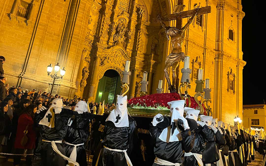 Jesucristo en la Cruz fue la primera peana en procesionar / L. Castel