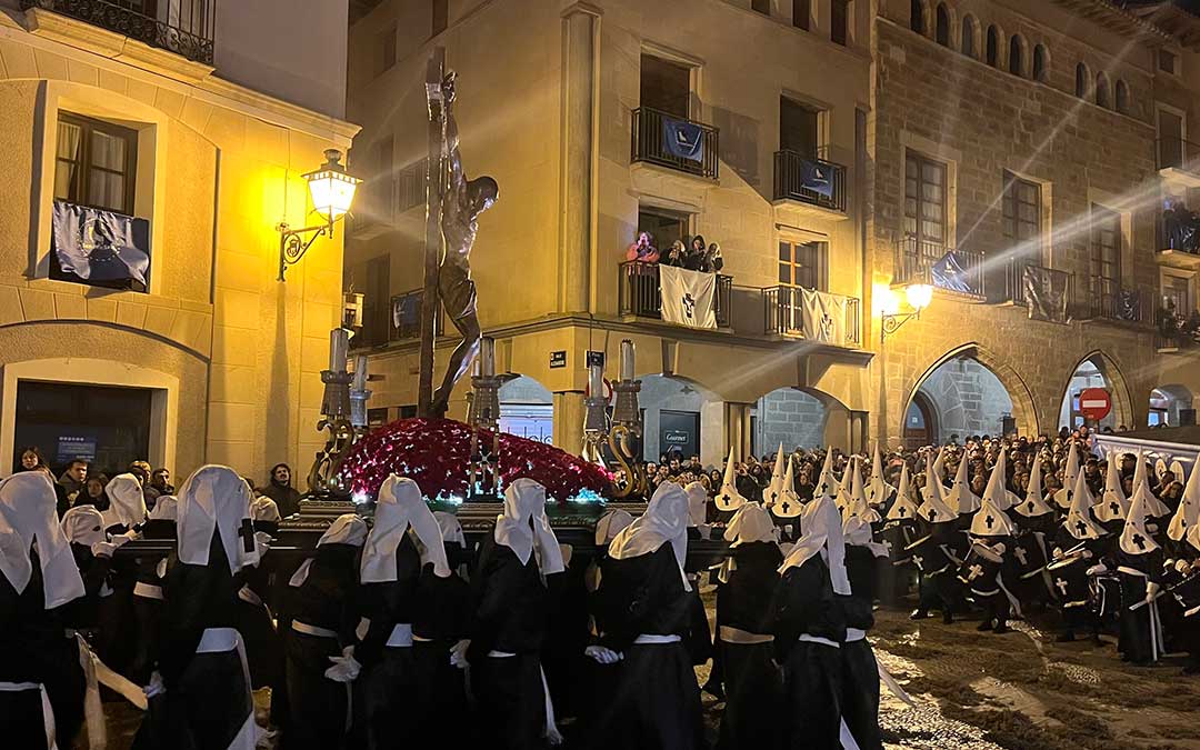 Retirada en la plaza España / L. Castel