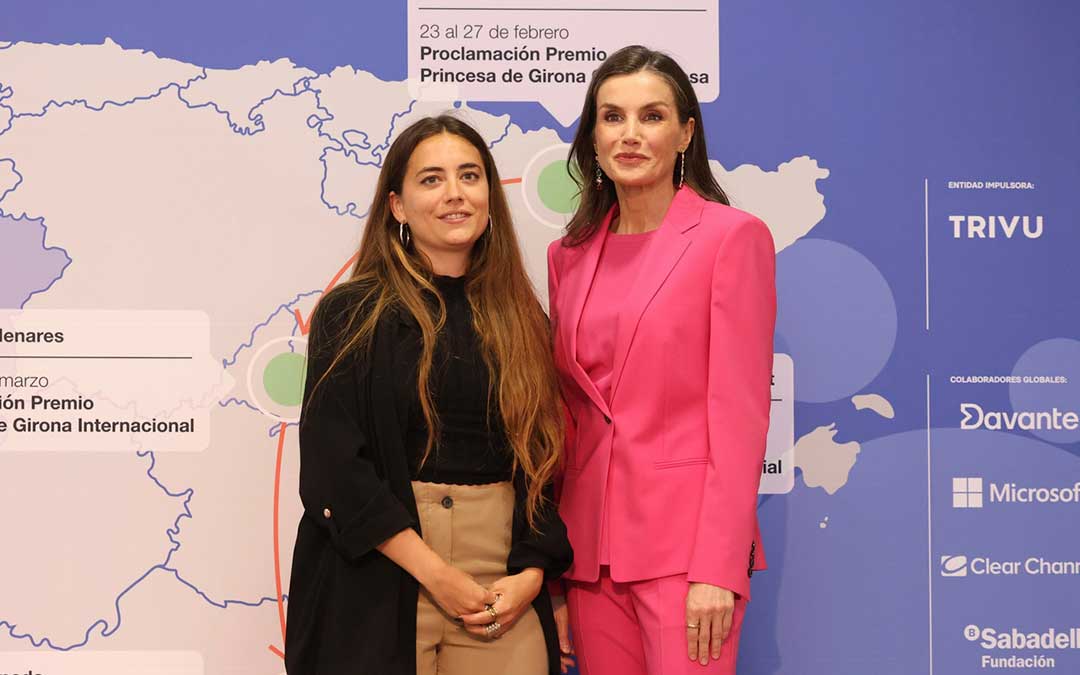 Gemma Blasco junto a la Reina Letizia en la proclamación del Premio Princesa de Girona / Casa Real