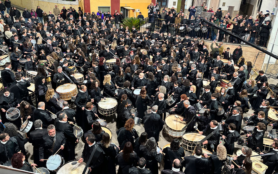 Acto de Romper la Hora en Urrea de Gaén./ Marina Monreal
