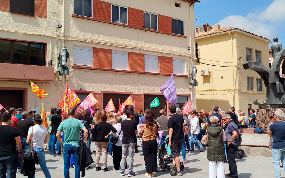 En Andorra vecinos y sindicatos se reunen para la lectura del manifiesto / P.R