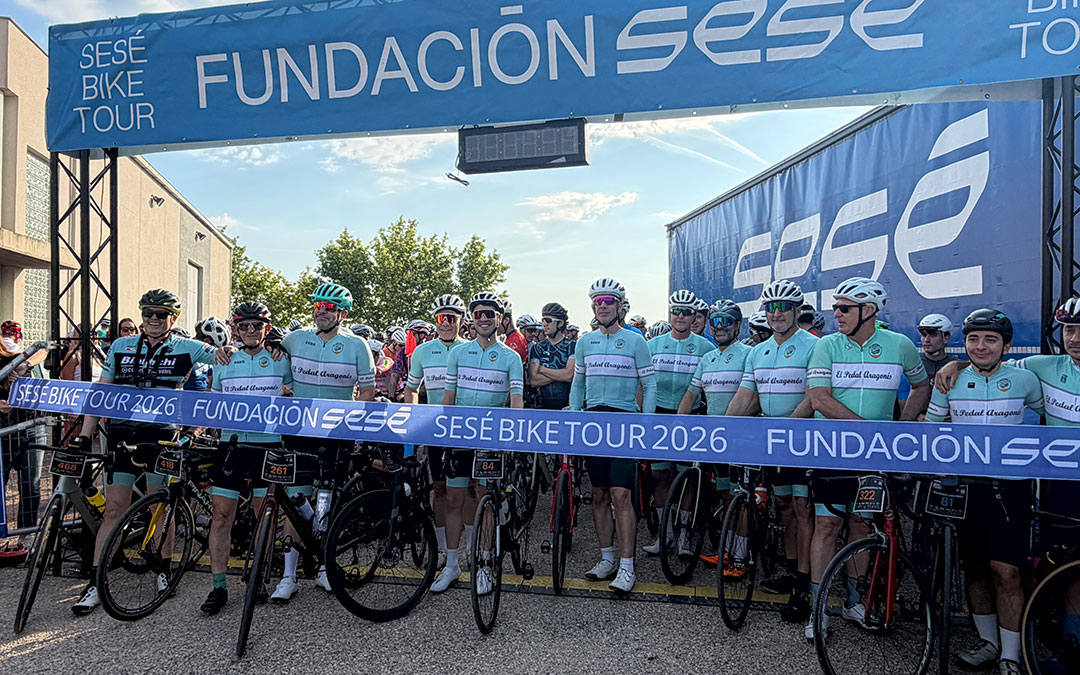 Inicio de la VIII Sesé Bike Tour de este fin de semana en Urrea de Gaén./ L.O.
