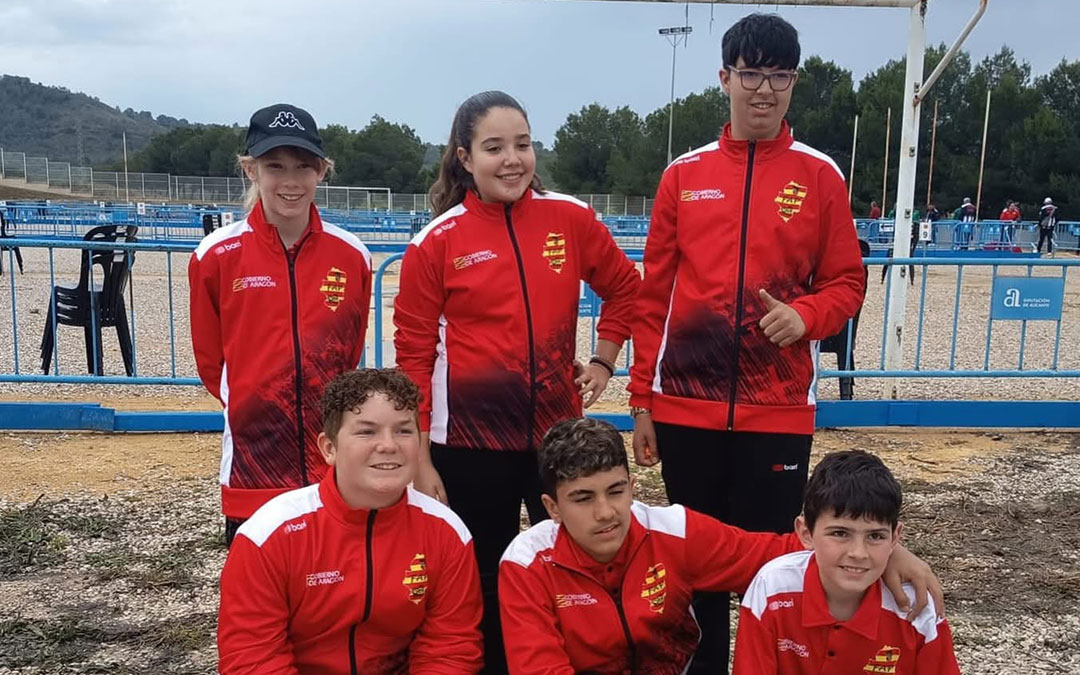 El club de petanca la Fresneda durante el pasado fin de semana en Alicante / Facebook La Fresneda