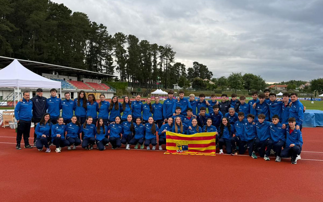 Los 47 atletas que representaron a Aragón en el Campeonato de España CESA Sub-16 / Cedida