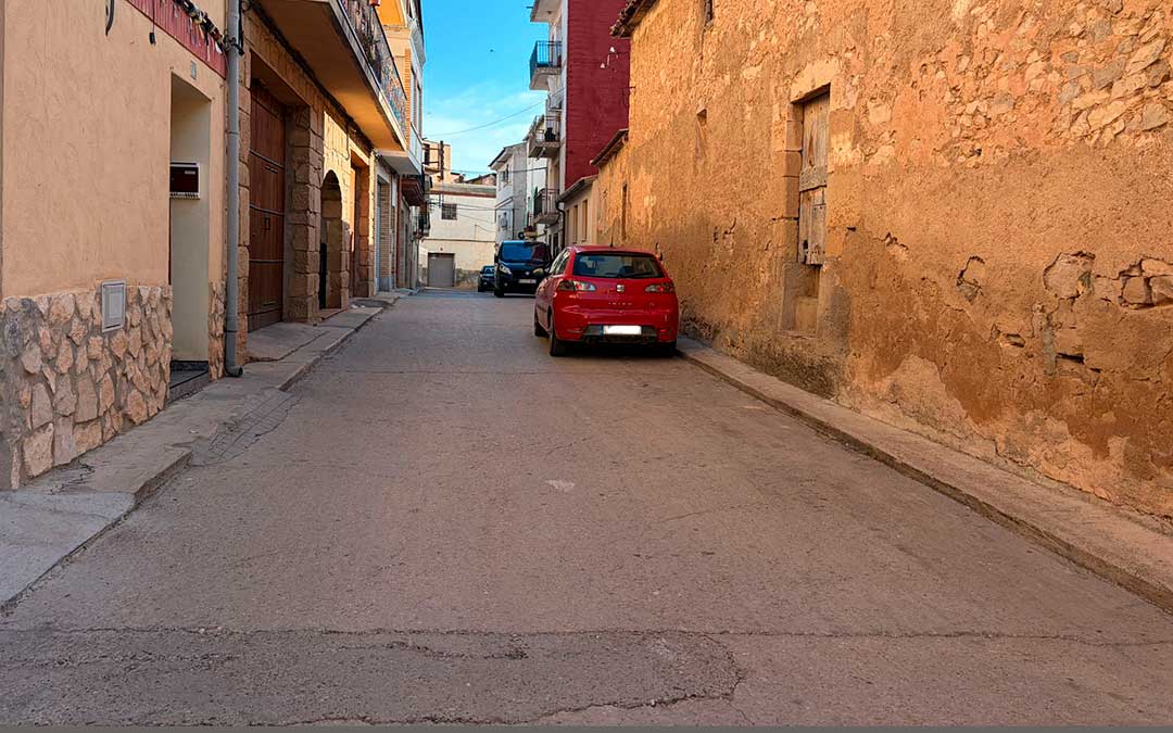 Vista de la calle Eras, una de las cuatro vías que se arreglarán en Nonaspe / A. Zurita