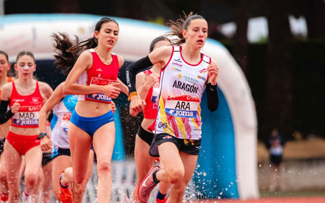 Carlota Gasión durante la prueba de 3.000 metros lisos / Cedida