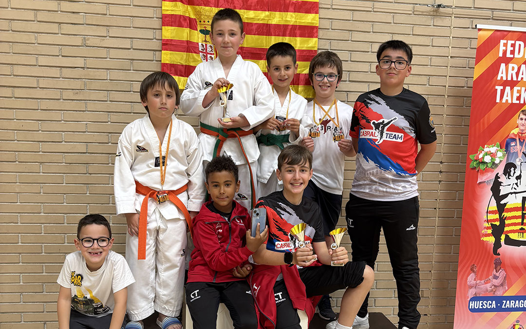 El Club Cabral Team tras su participación en el Campeonato de Aragón de Promoción / Cedida