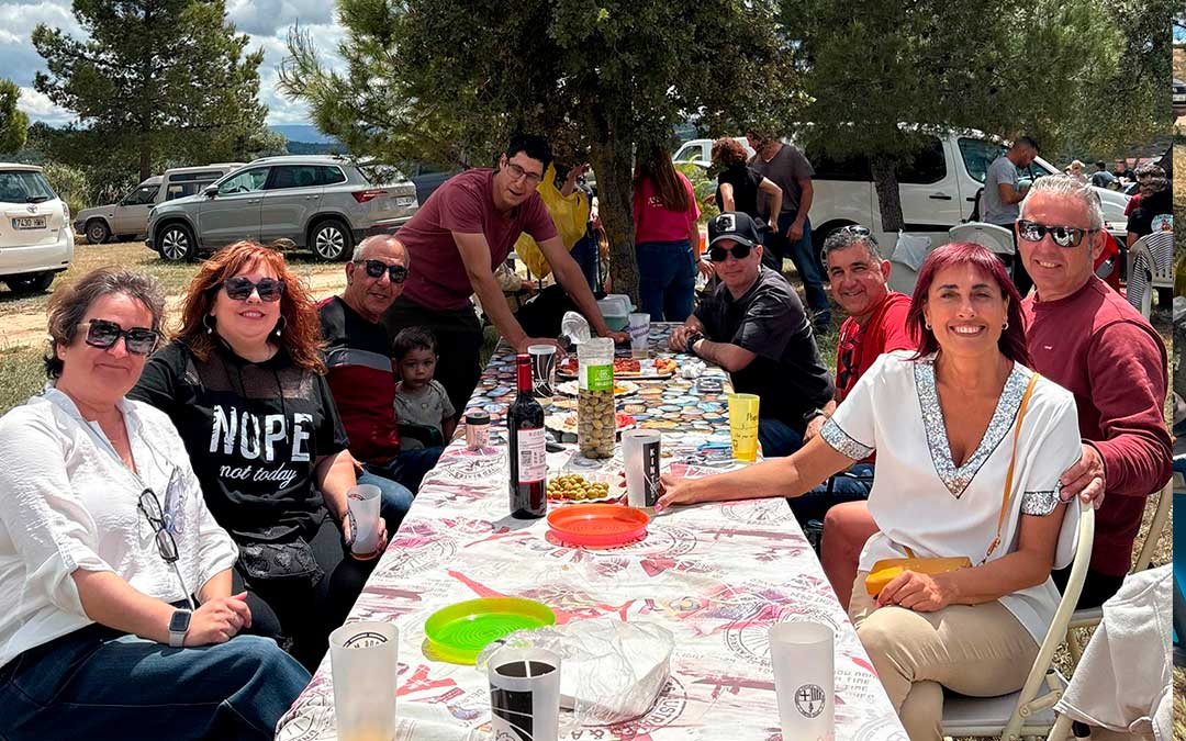 Día de la Rosa en Mazaleón / Pili Martí
