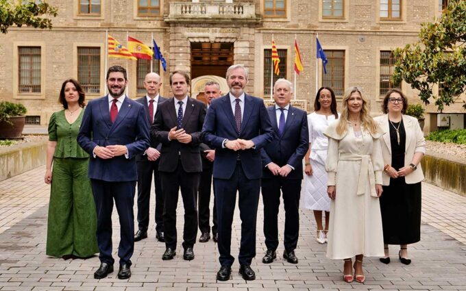 Toma de posesión del nuevo Gobierno de Aragón: «Nuestra obligación es hacer que las cosas funcionen»