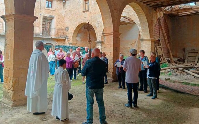 Fórnoles quiere convertir su santuario en ruinas en un hotel de lujo para conseguir los 3 millones para su restauración