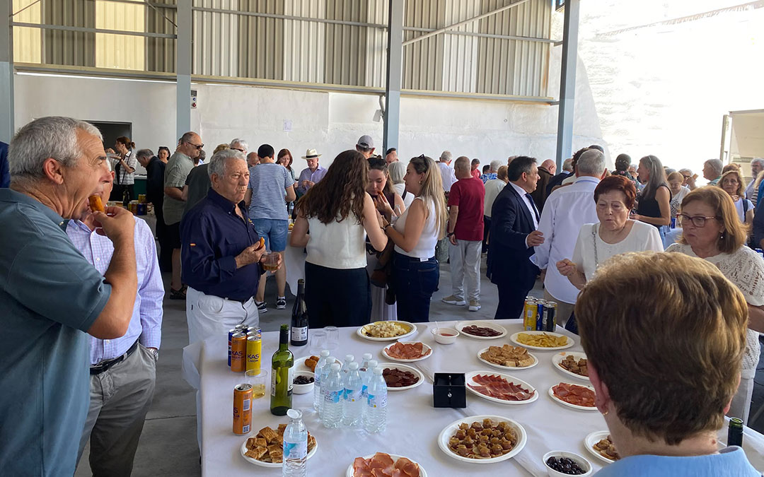 El pueblo no falló a la cita en el pabellón de la calle Nevería / Jesús Burgos