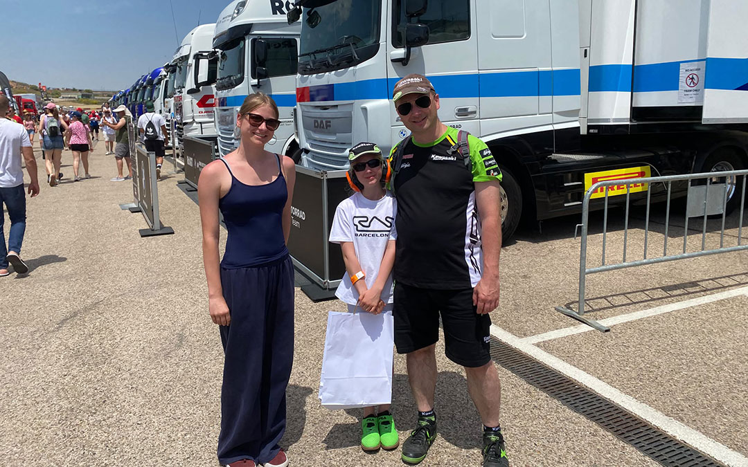 Aficionados alemanes en Motorland Aragón / Jesús Burgos