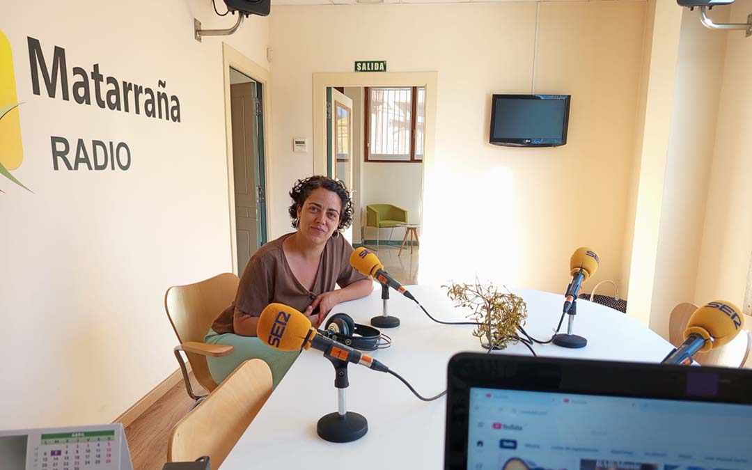 Susana Pérez, Bruixa Tintórea, visita nuestros estudios para hablarnos sobre su exposición "Legado"./M.J. Salvador