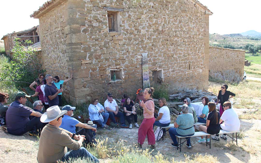 Excursión al Corral de los Centellas en Valmuel con corro de pastores y artesanía con lana, dentro de 'Los Sonidos de las Masadas'. / B. Severino