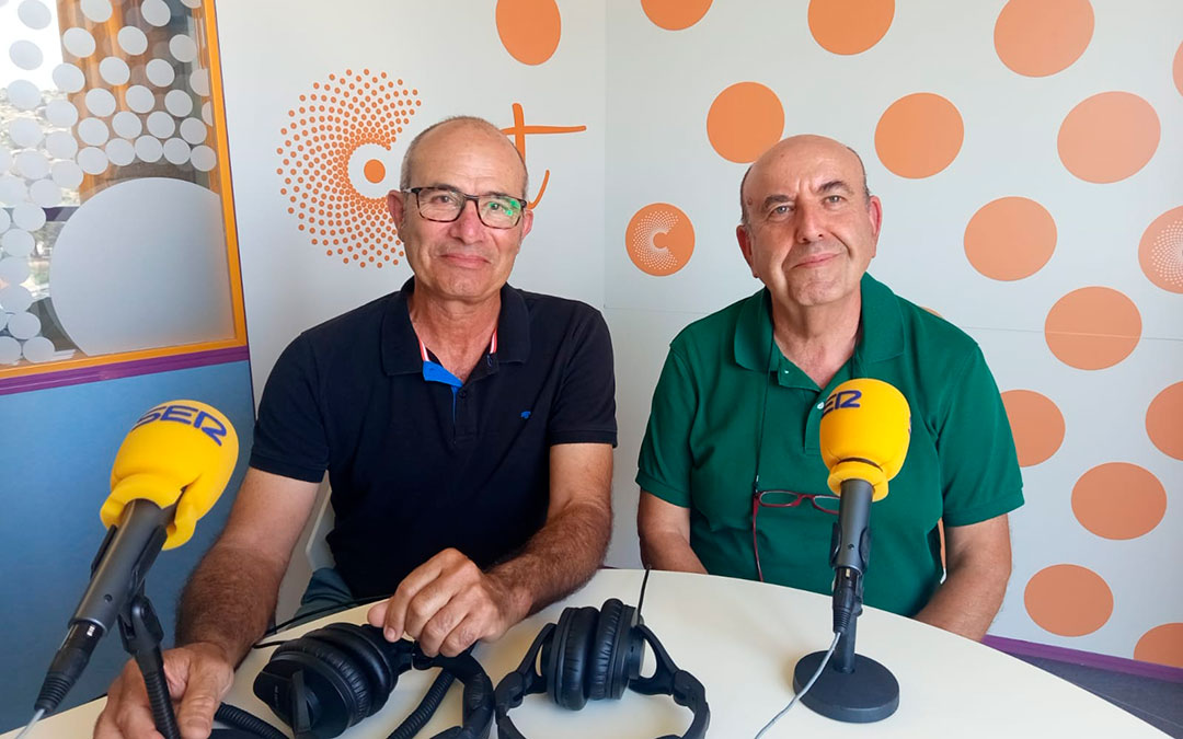 Javier Escorza, coordinador de los APN del Bajo Aragón y Matarraña y Fernando Zorrilla integrante de la Brigada R11 del Matarraña / S.F