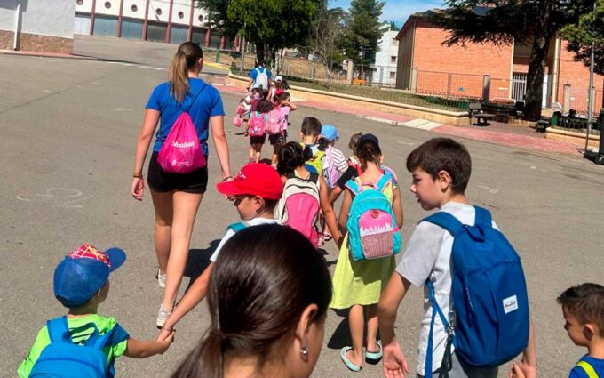 Utrillas amplia el horario y la duración de sus colonias de verano