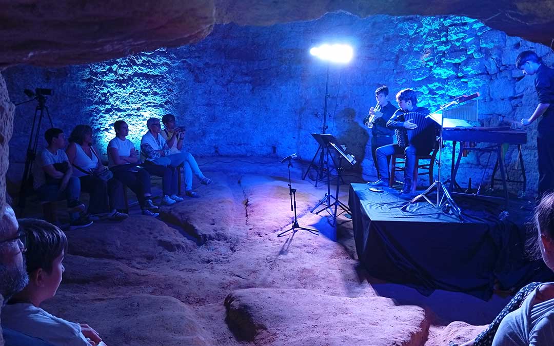 Ciclo Conservatorio del Frío en la nevera de Valdealgorfa. / B. Severino