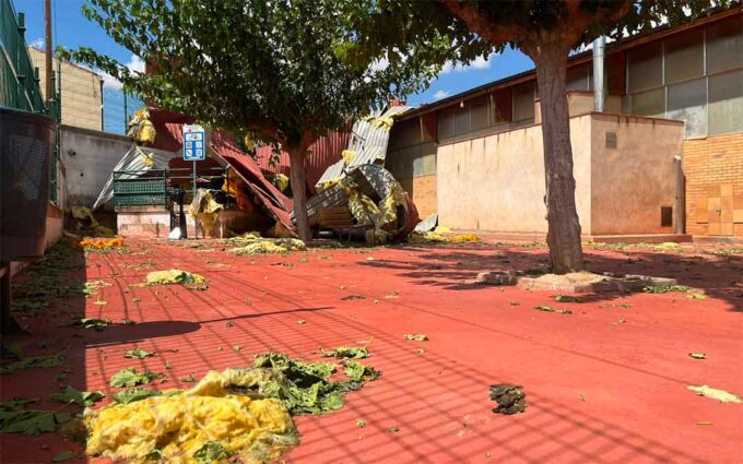 Castelserás estará sin pabellón al menos hasta noviembre y tendrá que reubicar la actividad deportiva en localidades vecinas