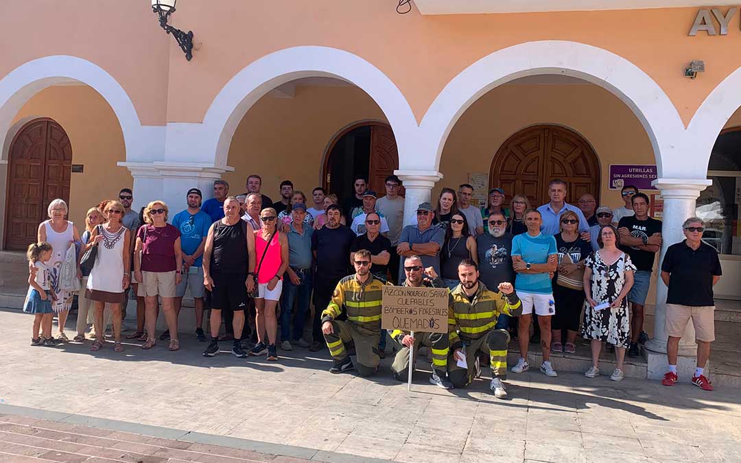 Concentración de bomberos en Utrillas / Cedida