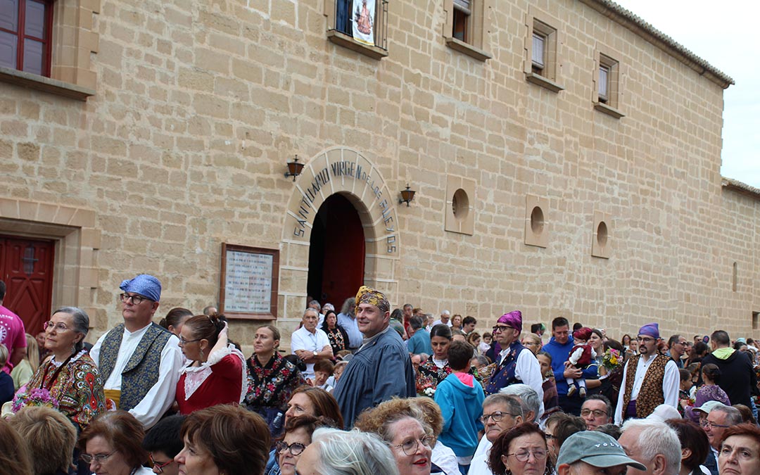Subida a Pueyos en el día grande de las fiestas de Alcañiz 2026. / B. Severino