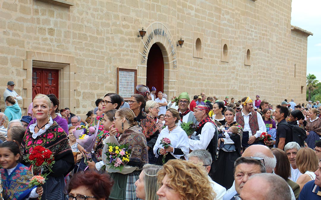 Subida a Pueyos en el día grande de las fiestas de Alcañiz 2026. / B. Severino