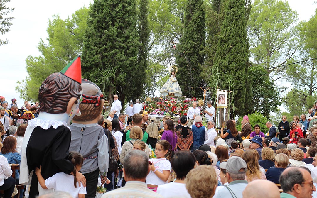 Subida a Pueyos en el día grande de las fiestas de Alcañiz 2026. / B. Severino