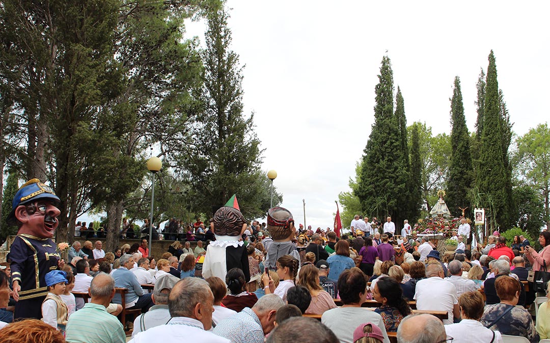 Subida a Pueyos en el día grande de las fiestas de Alcañiz 2026. / B. Severino
