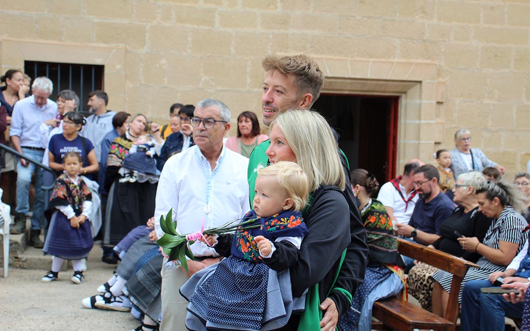 Subida a Pueyos en el día grande de las fiestas de Alcañiz 2026. / B. Severino