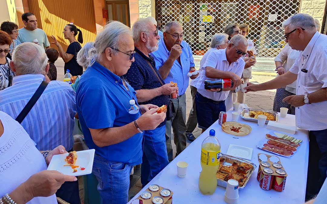 Celebración de la Exaltación de la Santa Cruz en Alloza / Alberto