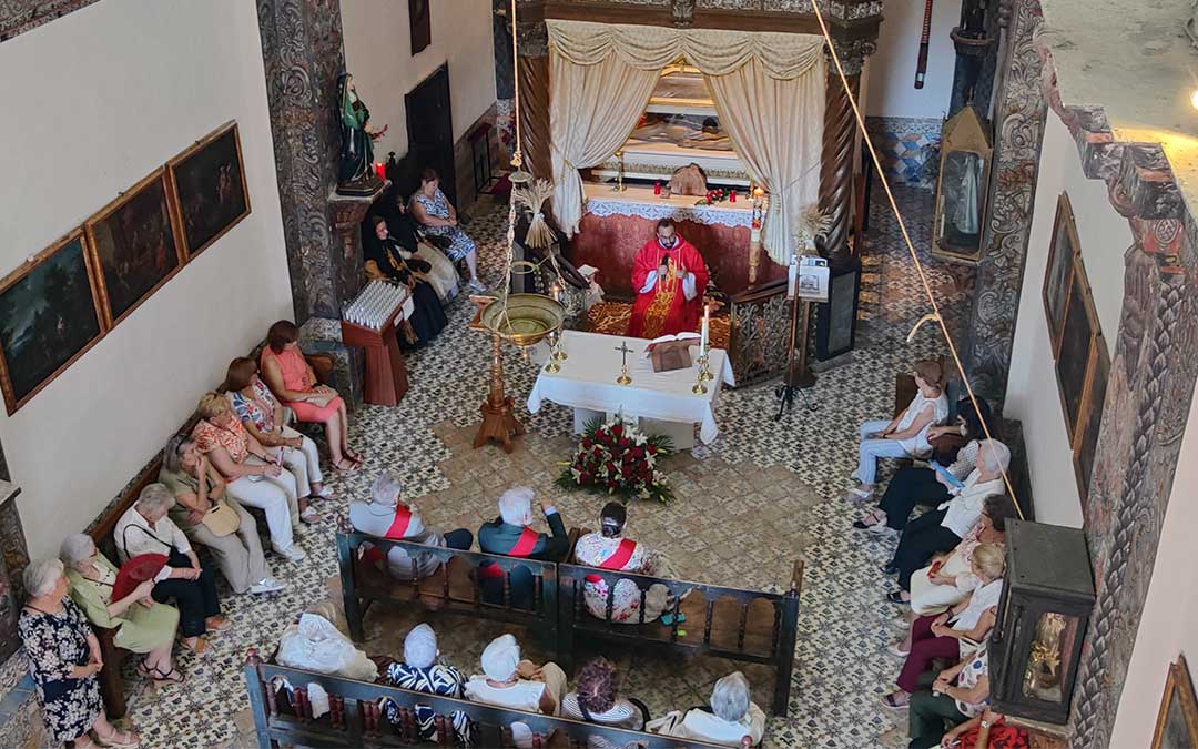 Celebración de la Exaltación de la Santa Cruz en Alloza / Alberto