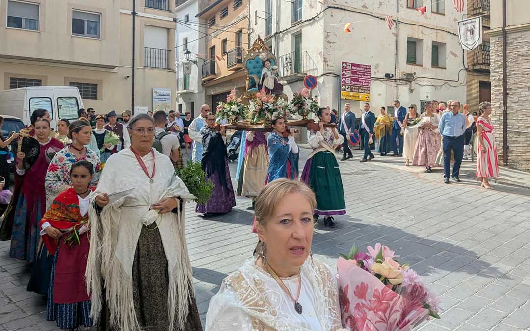 Procesión y ofrenda por el Día de la Virgen en Andorra / Ayuntamiento