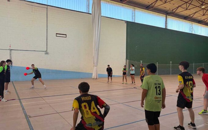 Caspe se mueve por el deporte y la solidaridad con más de 900 euros recaudados para AFEDACC