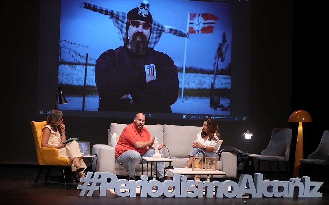 Primera jornada del Curso de Periodismo de Alcañiz: «Lo vital es contrastar para no dejar que nos engañen»