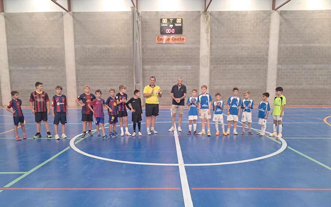 Encuentro de categoría benjamín entre el equipo local y el conjunto de Arnes / Cedida