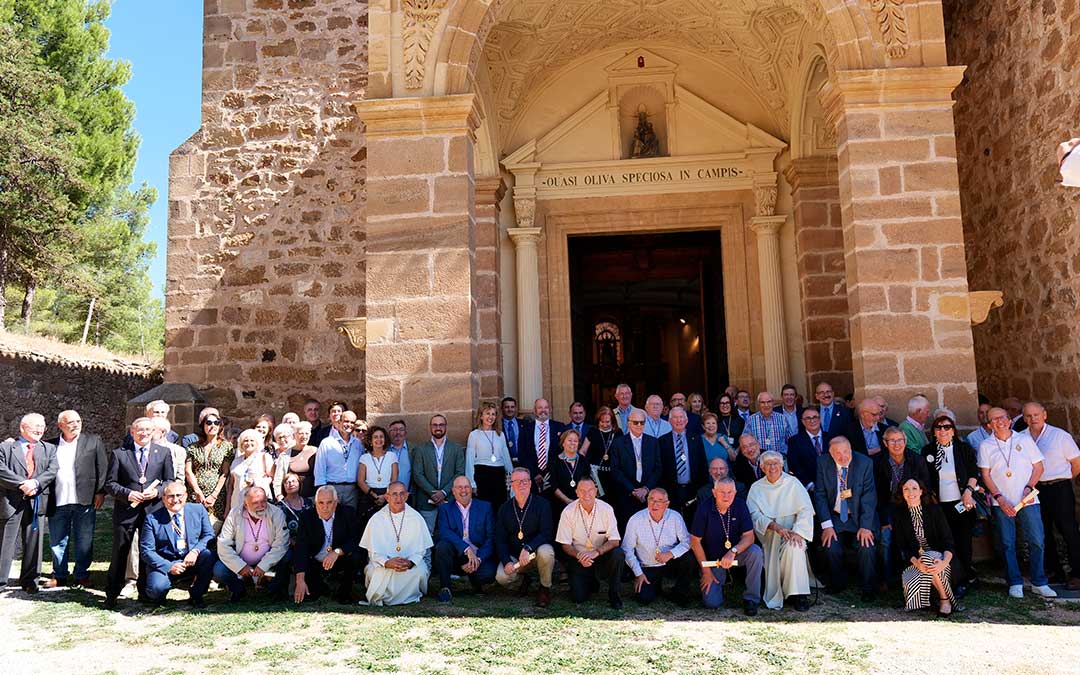 Foto de familia de los participantes en la Asamblea General celebrada en el Monasterio del Olivar / Monasterio del Olivar