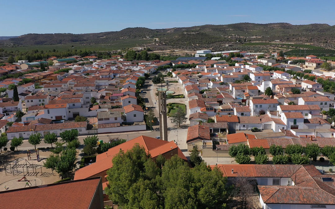 En el caso de Fayón, la localidad destinará 289.350 euros al proyecto 'Raíz', una red de aprendizaje para la innovación en soluciones de vivienda / Ayto